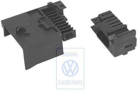 VAG Kontaktai Platiems Ir Pin Kontaktais Audi A4 A6 A8 Volkswagen Passat Originalus 4B0972575