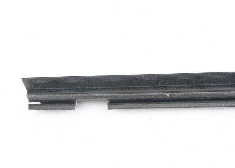 VAG Langų Valytuvų Antžvėris Juodas Volkswagen Bora Jetta 1J5839472DB41