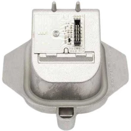 VAG LED Su Radiatoriumi Audi Q3 2015 2017 Originalus 8U0941475B
