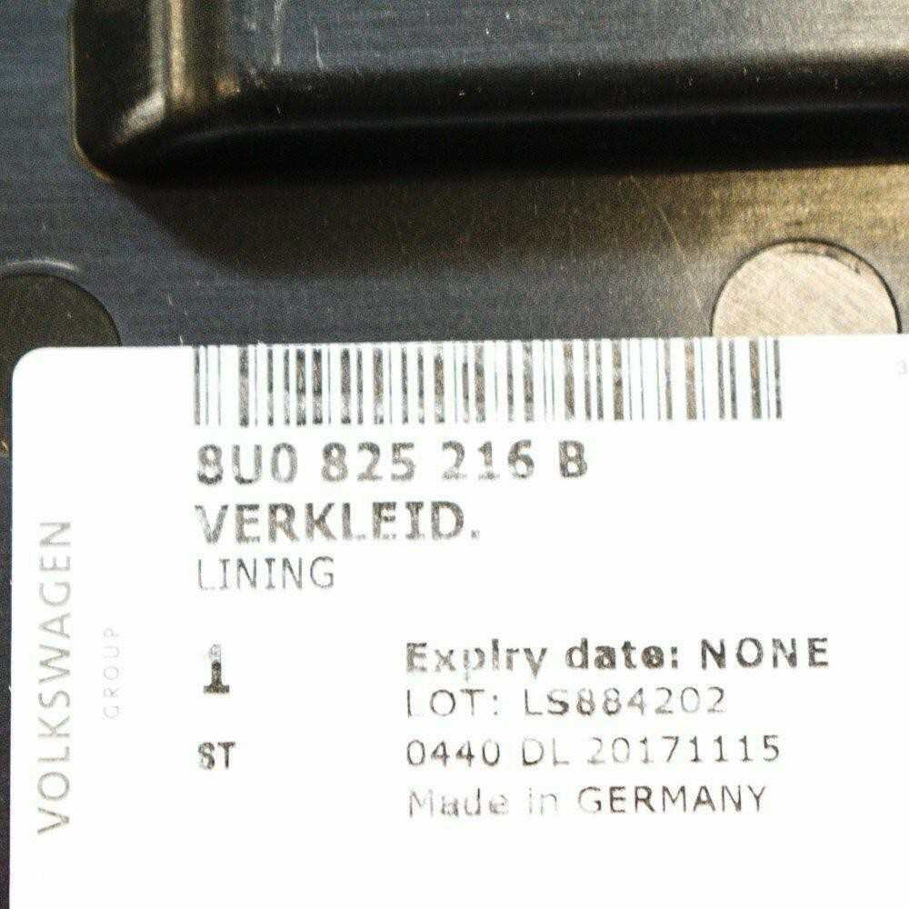 VAG NAUJA OEM AUDI Q3 8U GALINĖ DEŠINĖ POŽEMIO APDAILA 8U0825216B ORIGINALI