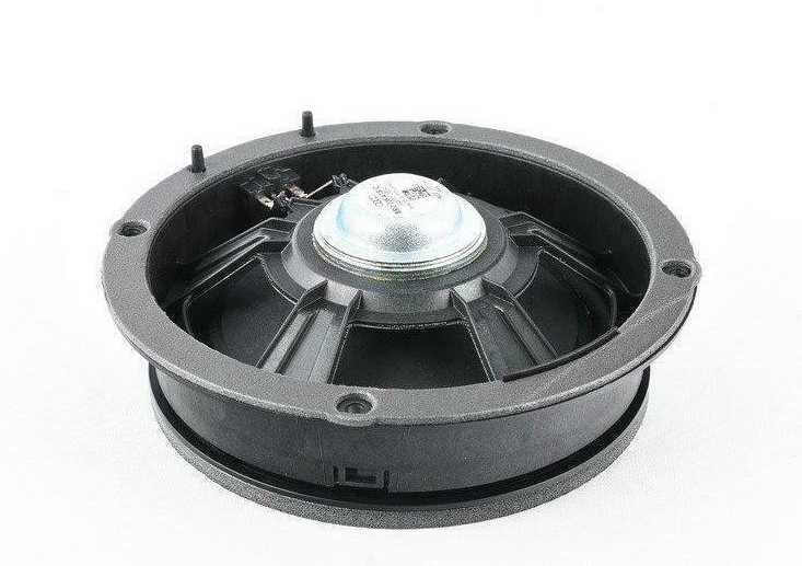VAG NAUJAS AUDI Q5 8R PRIEKINIO DURŲ VIDURIO DIAPAZONO BASS GARSAS 8R0035415C OEM