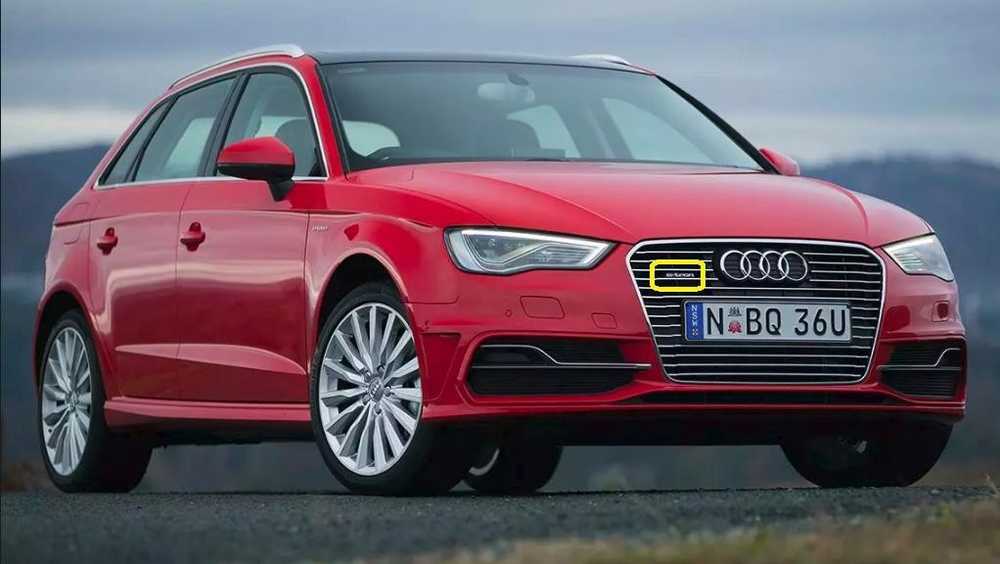 VAG Naujas originalus AUDI A3/S3 (13-17) priekinis bamperis radiatoriaus grotelių "E-TRON" ženklelis OEM