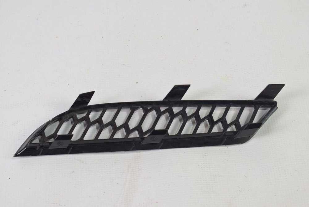 VAG Naujas originalus Audi RS6 13-16 priekinis dešinysis bamperio šoninis ventiliacijos groteles 4G0807679T94 OEM