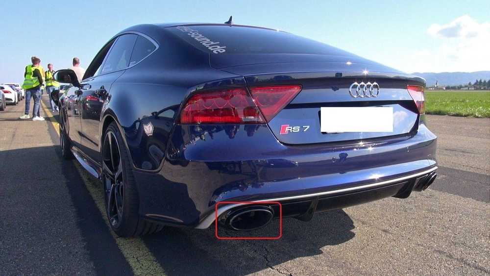 VAG Naujas originalus AUDI RS7 (14-17) galinis kairysis juodas chromuotas išmetimo antgalis 4G8253823A