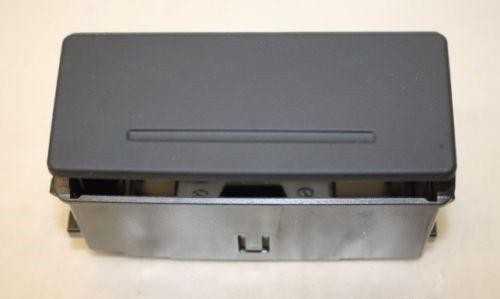 VAG Naujas originalus AUDI VOLKSWAGEN kairysis galinis durų juodas peleninė 4G8857405A6PS OEM