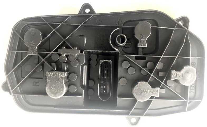 VAG Naujas originalus VW TRANSPORTER T5 10-16 galinio žibinto lemputės laikiklis dešinėje O/S originalus 7E5945258