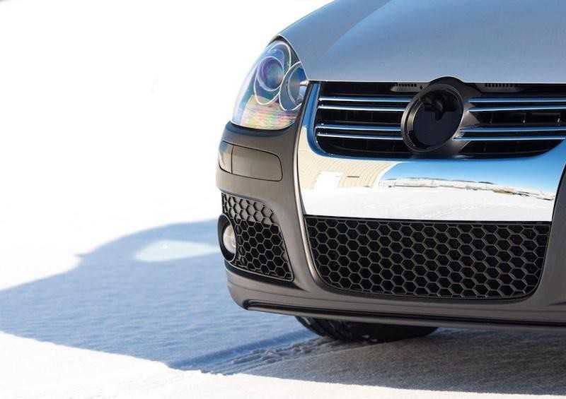 VAG Naujas VW Golf Mk5 GTI 04-09 Priekinis buferis apatinis centrinis grotelių tinklelis 1K0853677B9B9