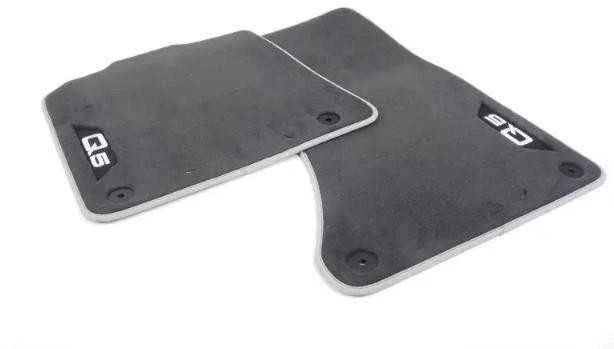 VAG Nauji originalūs AUDI Q5 kilimėlių rinkinys iš keturių juodai/sidabrinių 8R1061270MNO