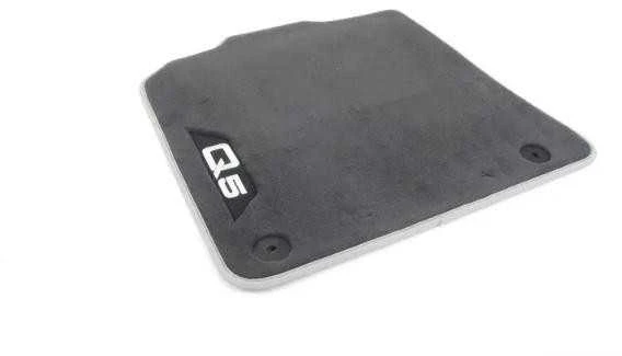 VAG Nauji originalūs AUDI Q5 kilimėlių rinkinys iš keturių juodai/sidabrinių 8R1061270MNO
