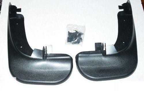 VAG Nauji originalūs VW TOURAN CADDY priekiniai purvo atmušėjai L+R 1T0075111