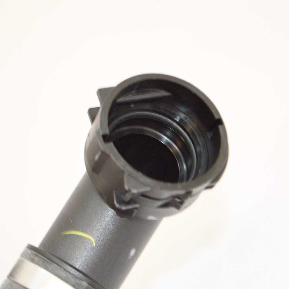 VAG OEM 8R0122101Q viršutinė radiatoriaus aušinimo skysčio žarna Audi Q5 3.0L V6 2014-2016