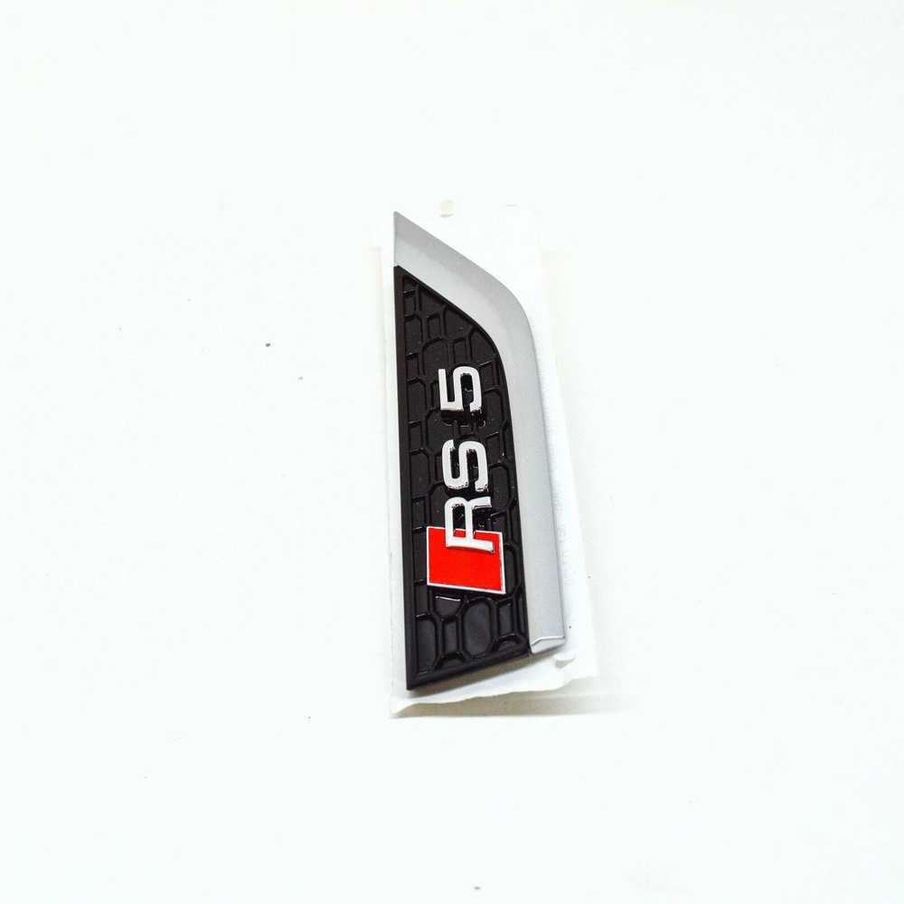 VAG OEM AUDI RS5 SPORTBACK 8W6 PRIEKINIS DEŠINIS KAPOTAS EMBLEMA 8W6853602DPUZ ORIGINALI