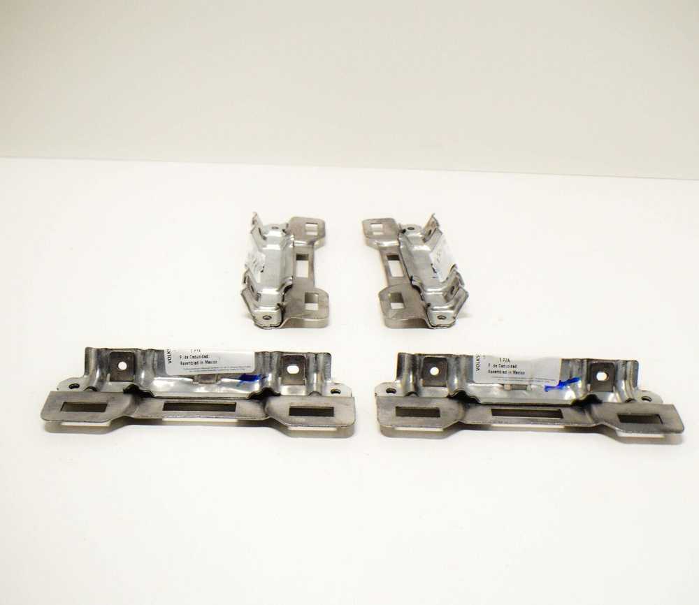 VAG OEM VOLKSWAGEN GOLF MK7 GRAB HANDLE BRACKET X4 5GM858687D ORIGINALUS