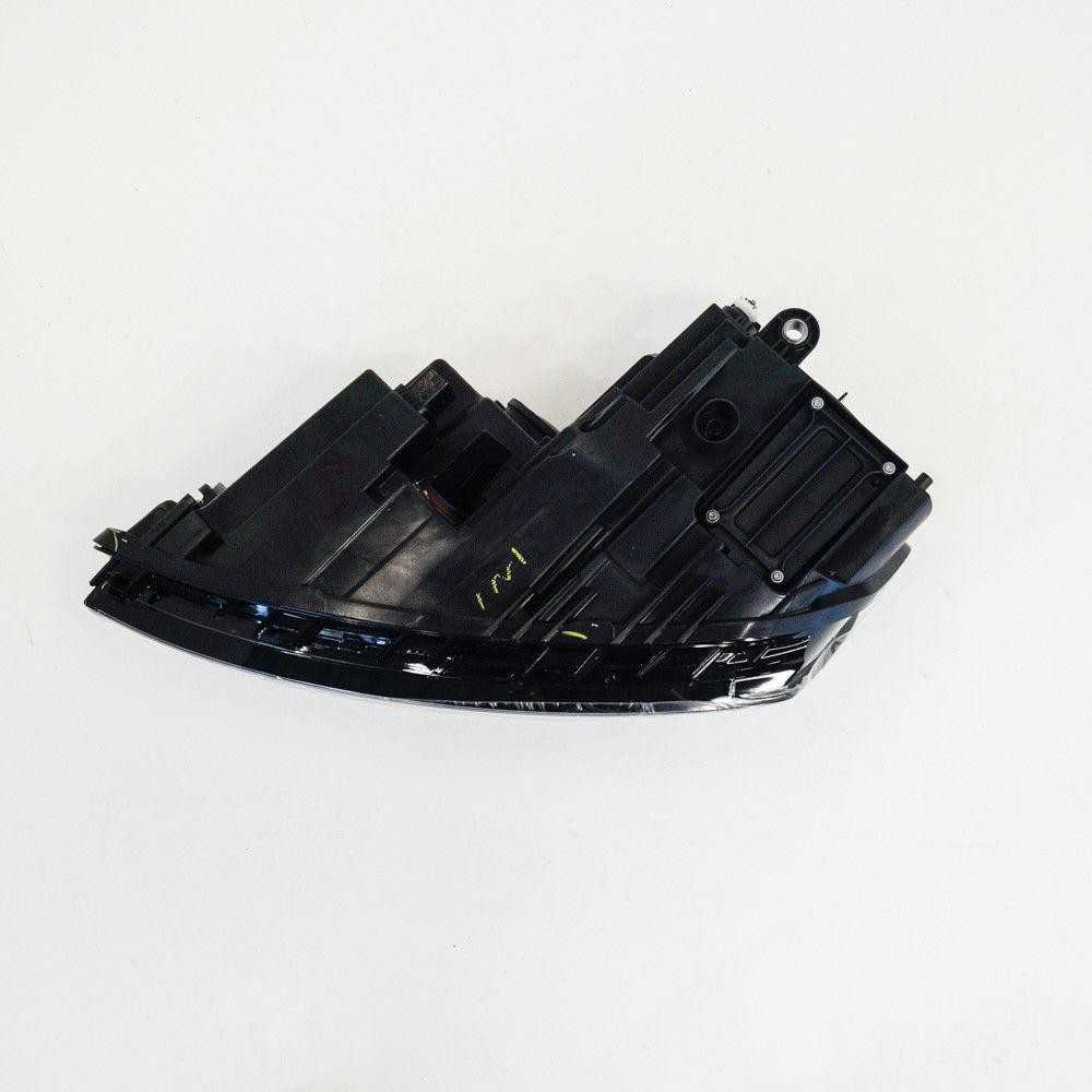 VAG OEM VOLKSWAGEN JETTA MK6 PRIEKINI DEŠINIS ŽIBINTAS 5C7941006K 2016 ORIGINALUS