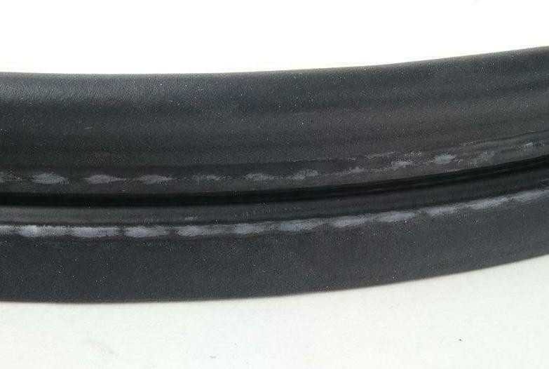 VAG Originali antspaudas AUDI A4 Avant Quattro S4 Cabrio 8E0823731A