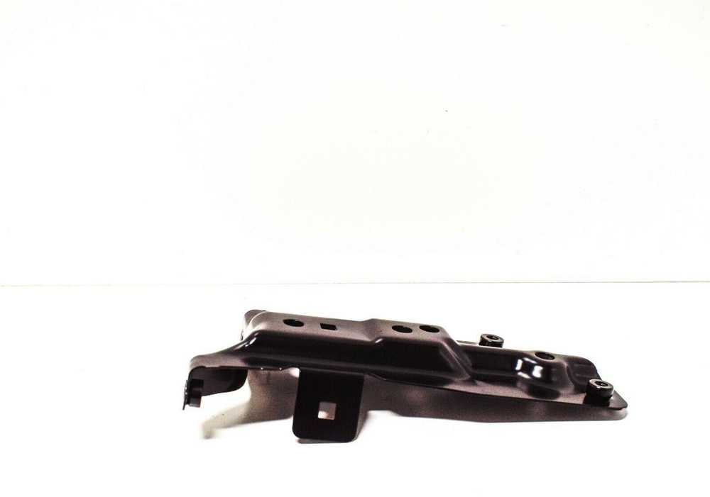 VAG Originali Brace dešinė AUDI A3 S3 Sportback Lim. quattro 8P1 8PA 8P0821136A