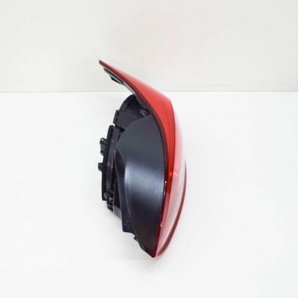 VAG Originali galinė žibintų lemputė dešinėje tinka VW Scirocco 1K8945096R