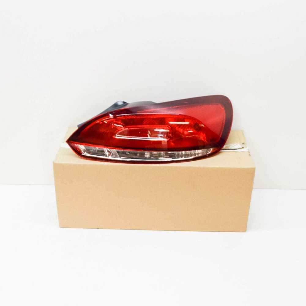 VAG Originali galinė žibintų lemputė dešinėje tinka VW Scirocco 1K8945096R