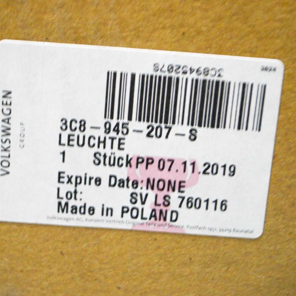 VAG Originali galinė žibintų lemputė N/S išorinė tinka VW Passat CC kupė 3C8945207S