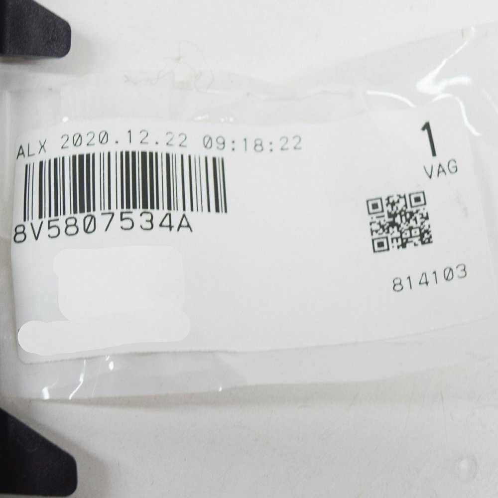 VAG Originalus apdailos apdangalas dešinėje AUDI A3 kabrioletas 8V5807534A