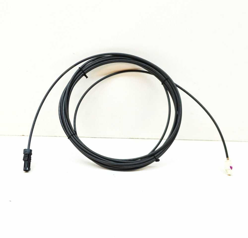 VAG Originalus AUDI A4 Avant S4 Quattro adapterio kabelių rinkinys 4 pin 8W2971192A