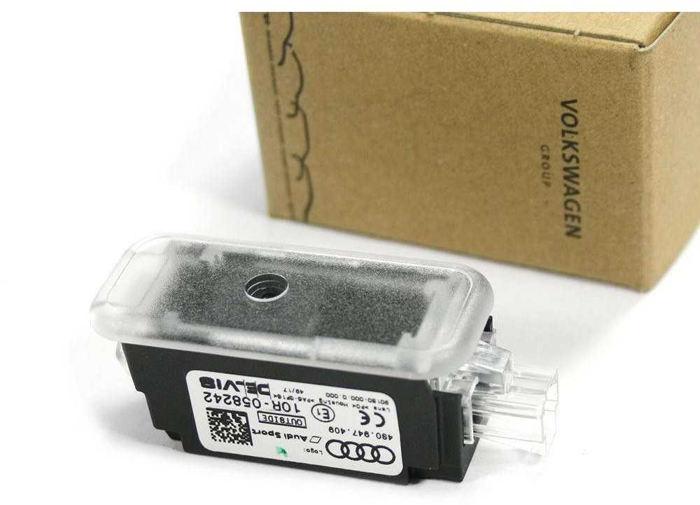 VAG Originalus AUDI Audi Rs5 Coupe Sportb. Led šviesa su \"Audi Sport\" logotipu 4S0947409