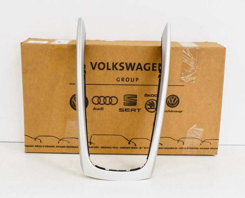 VAG Originalus AUDI Q5 dangtelio rėmas 8R0863305TQP8