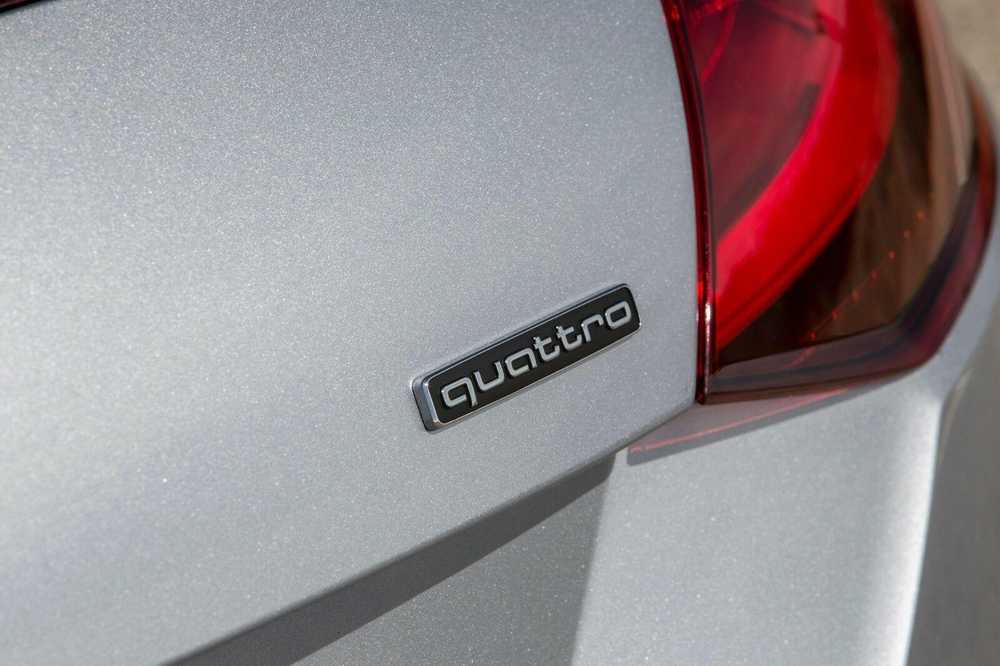 VAG Originalus Chrome QUATTRO Įrašas AUDI A3 Kabrioletas 4G08537372ZZ
