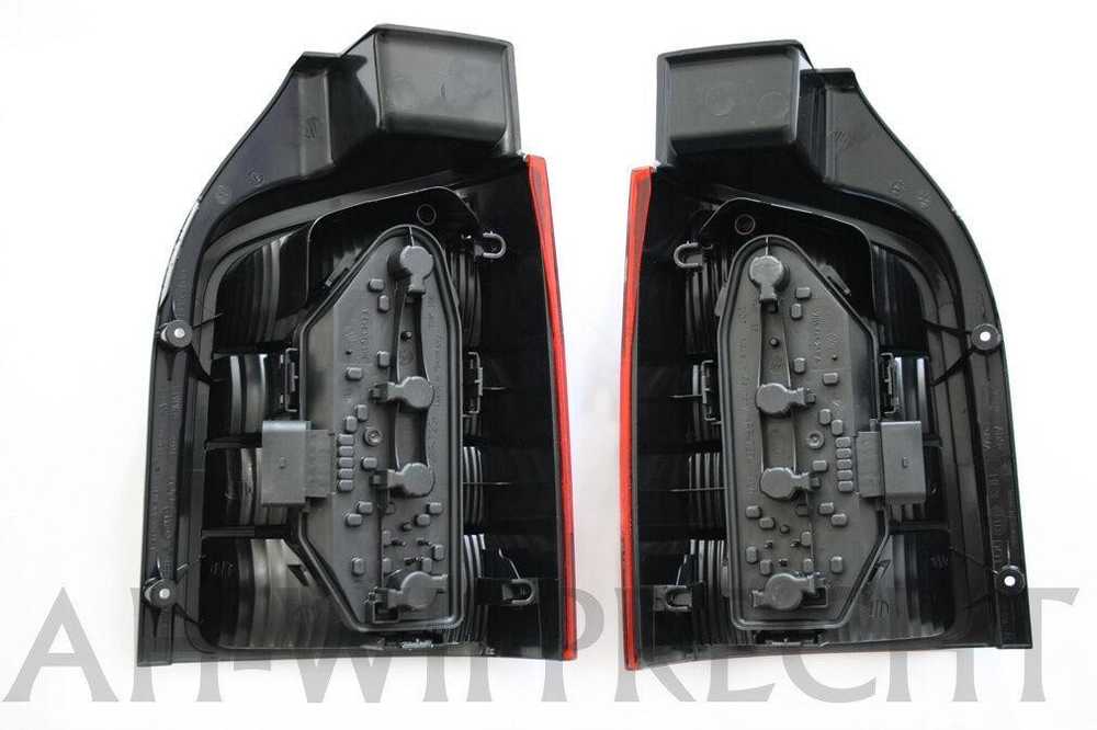 VAG Originalus galinis žibintas N/S tinka VW Transporter 7E0945095H