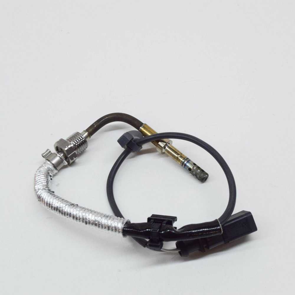 VAG Originalus išmetamųjų dujų temperatūros jutiklis 2 kontaktai AUDI A6 059906088CD