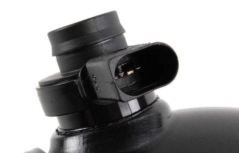 Vag Originalus Jungtis Vamzdis Volkswagen Golf R32 1J0129684AP