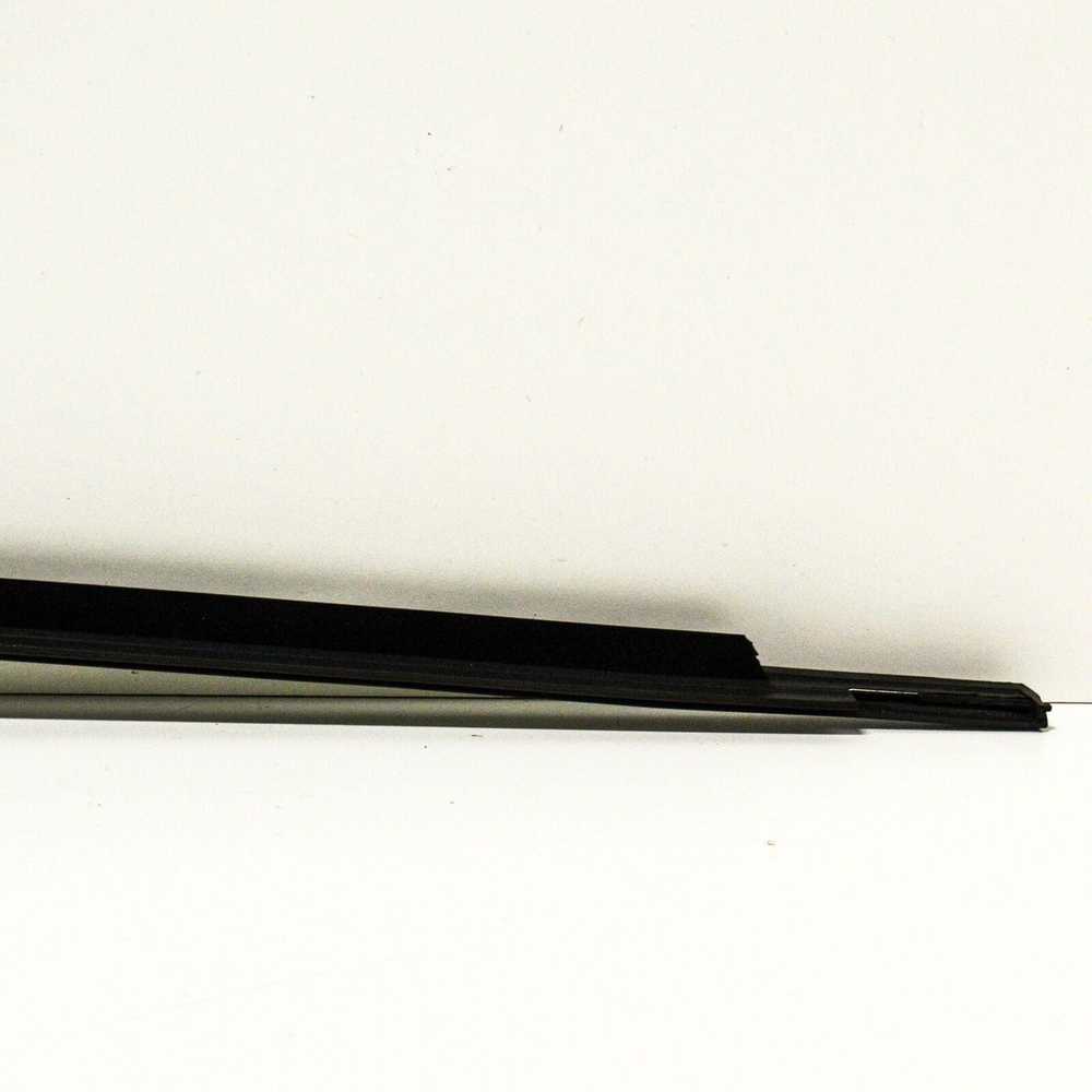 VAG Originalus lango angos sandariklis VW Golf R32 Gti Rabbit 5K6839477D5AP