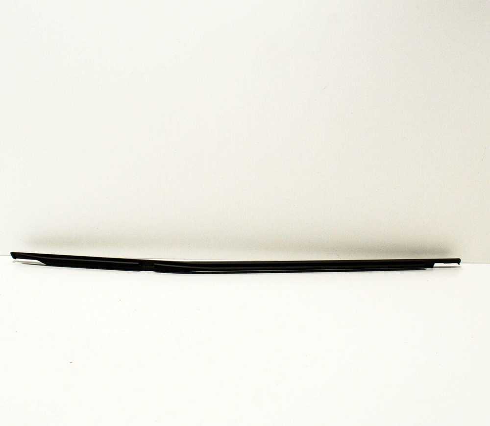 VAG Originalus lango angos sandariklis VW Golf R32 Gti Rabbit 5K6839477D5AP