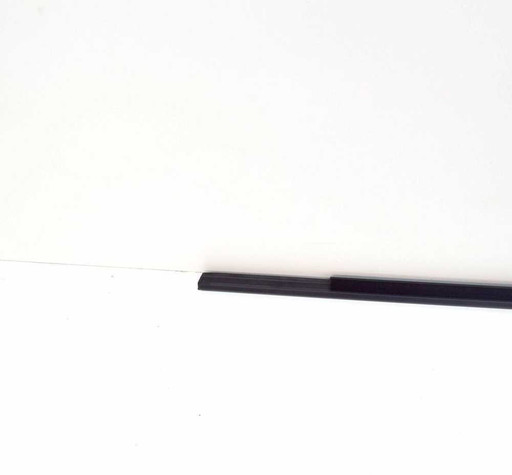 VAG Originalus lango angos sandariklis VW Golf R32 Gti Rabbit 5K4837478D5AP