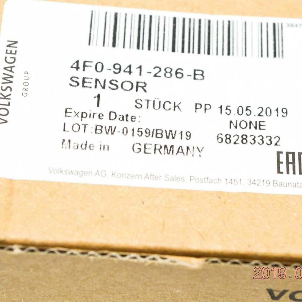 VAG Originalus lygio jutiklis su polių dešinėje priekyje AUDI A6 4F0941286B