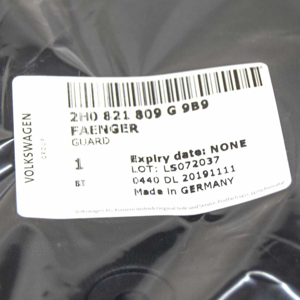 VAG Originalus purvasargis VW Amarok 2H0821809G9B9