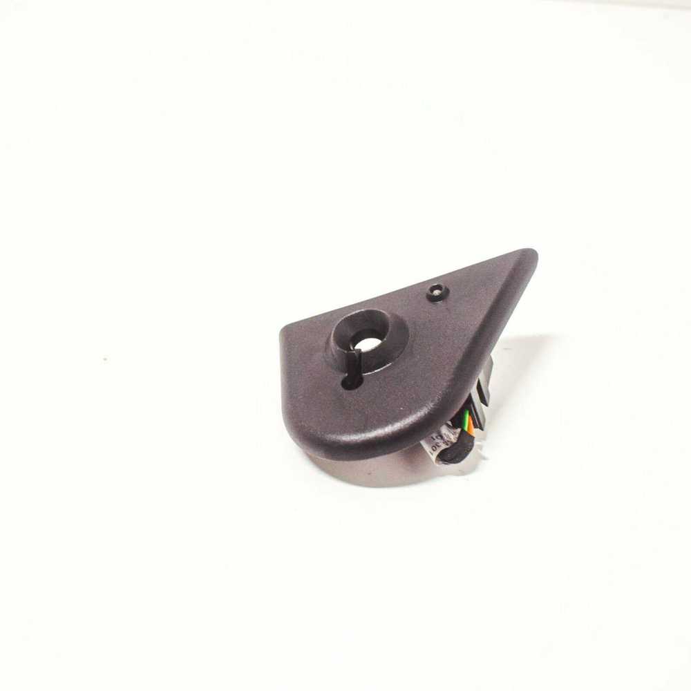 VAG Originalus rankenos apvalkalas kairėje gale AUDI Q3 Rsq3 8U0885671A