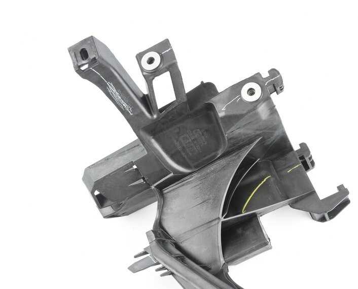 VAG Originalus tvirtinimas kairiajai priekinės lempos atramai AUDI Q5 80A805607