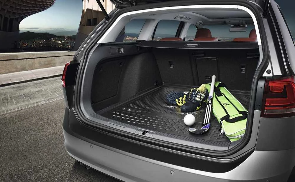 VAG Originalus Volkswagen Golf Estate 2013> Bagažo skyriaus padėklas 5G9061161