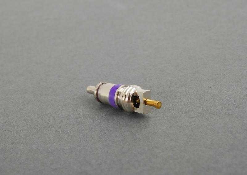 VAG Originalus vožtuvo įdėklas viršuje AUDI VW A3 kabrioletas 8E0820855
