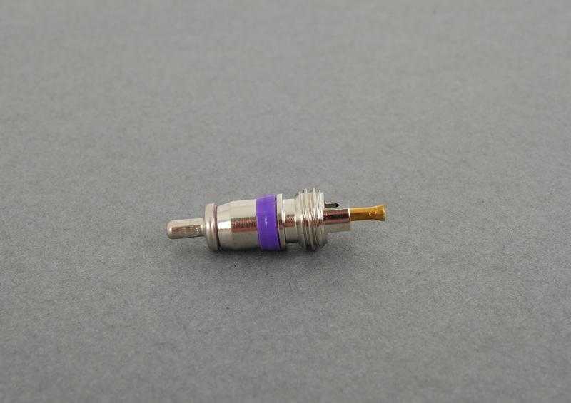 VAG Originalus vožtuvo įdėklas viršuje AUDI VW A3 kabrioletas 8E0820855