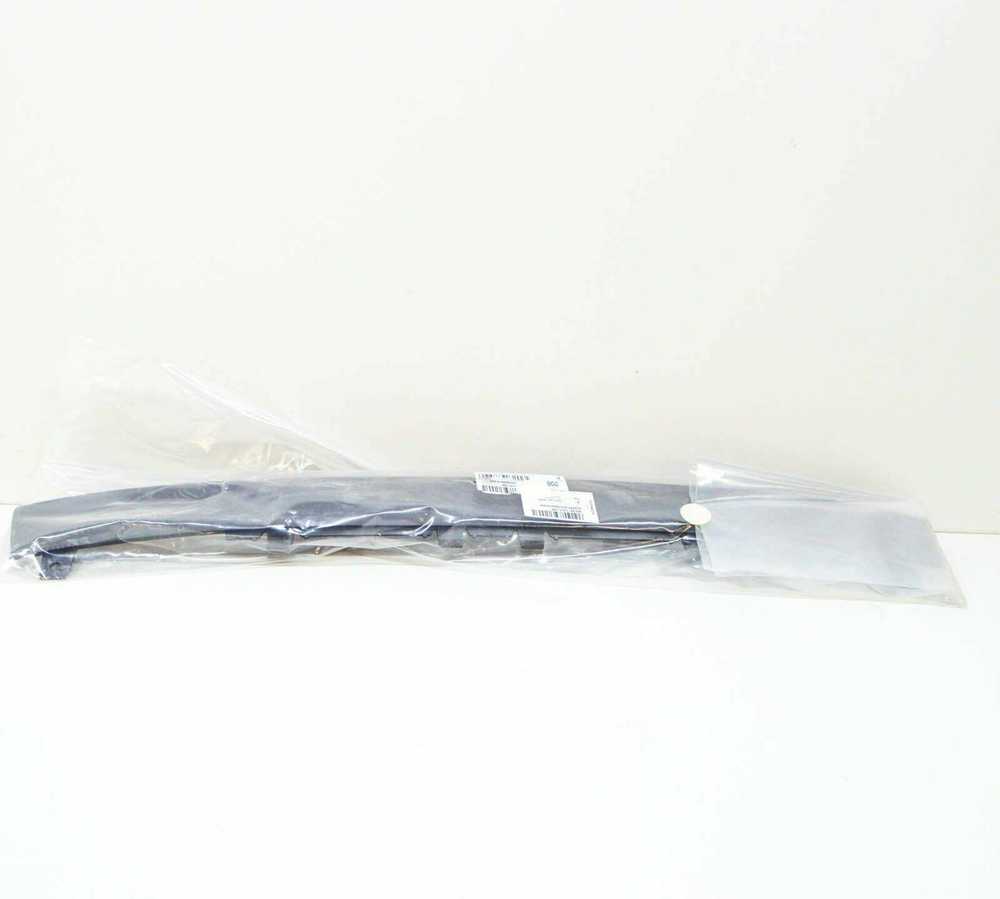 Vag Platina Pilkaus Spalvas Spoileris Audi A3 2008 2013 Originalus 8P0807110D1RR