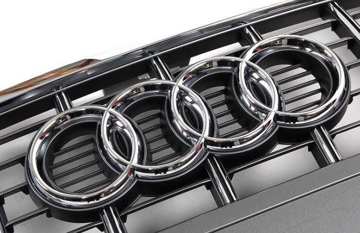 Vag Priekinės Grotelės Su S3 Logotipu Audi S3 8P 2004 2008 Originalus 8P0853651A1RR