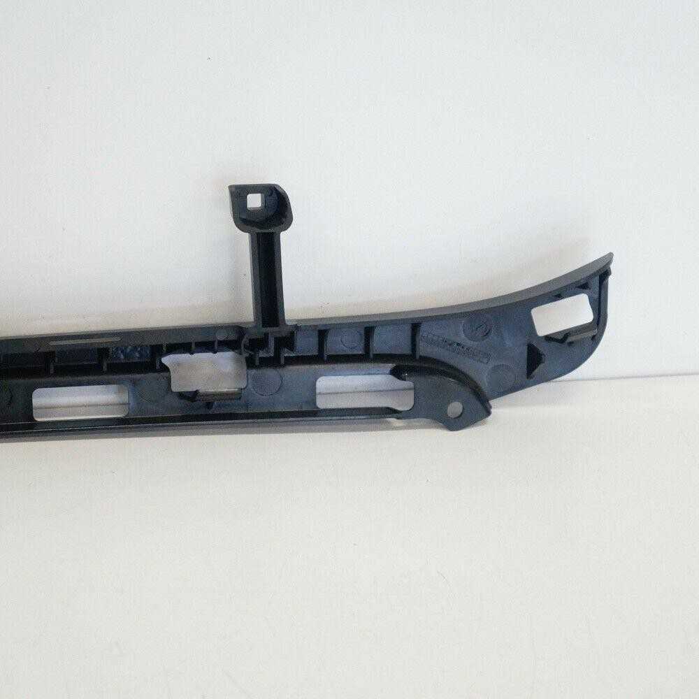 Vag Priekinio Buferio Apatinės Apatinės Grotelės Audi A7 Quattro Originalus 4G8807899A