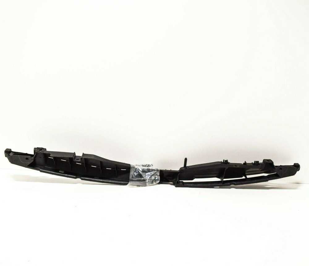 VAG Priekinis Centrinis Radiatoriaus Grile Suportas VW SCIROCCO MK3 Originalus 1K8805813B