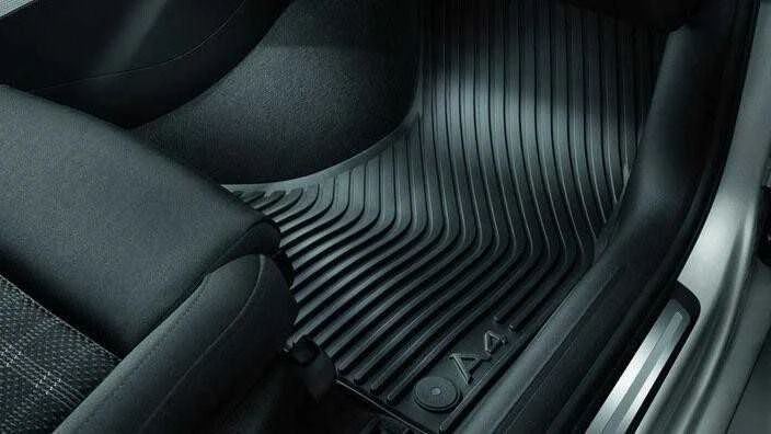 Vag Priekinis Juodas Guminis Kilimėlis Audi A4 2008-2016 A4 Allroad Originalus 8K1061501041