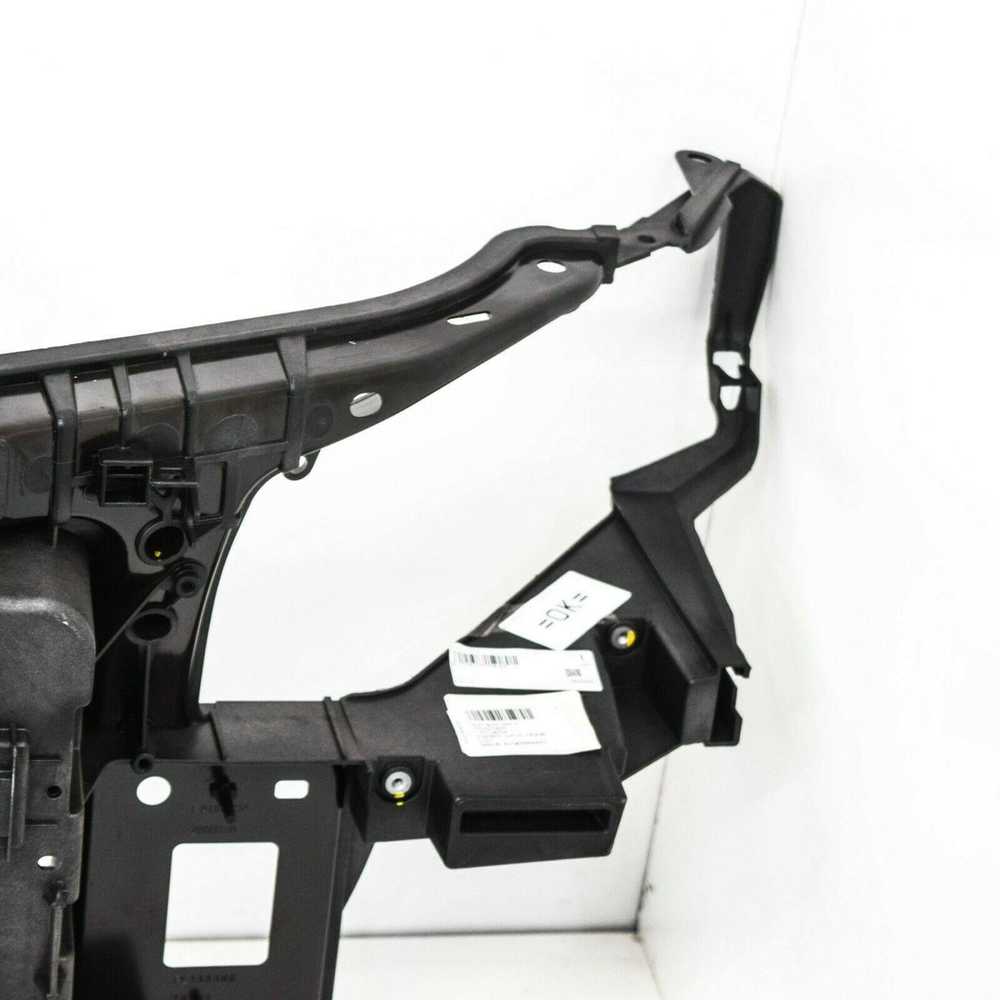 Vag Priekinis Stiprintuvas Su Radiatoriaus Laikikliu Audi Ttrs Originalus 8J0805594F