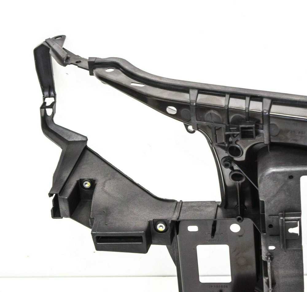 Vag Priekinis Stiprintuvas Su Radiatoriaus Laikikliu Audi Ttrs Originalus 8J0805594F