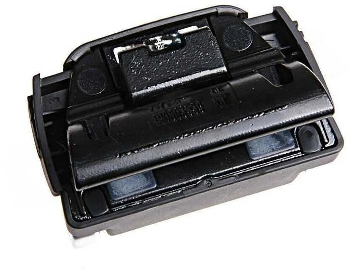 VAG Pririšimo Akių Žabtai Juodi Volkswagen Passat Audi A4 A6 Q7 4M08635394PK