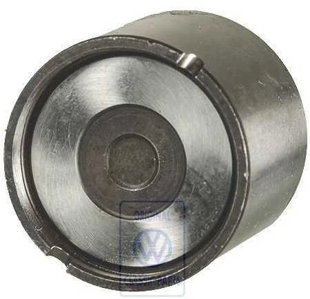 VAG Pusher Caddy Mk1 Golf Mk1 Cabriolet LT Mk1 Passat B2 Originalus 0561093113